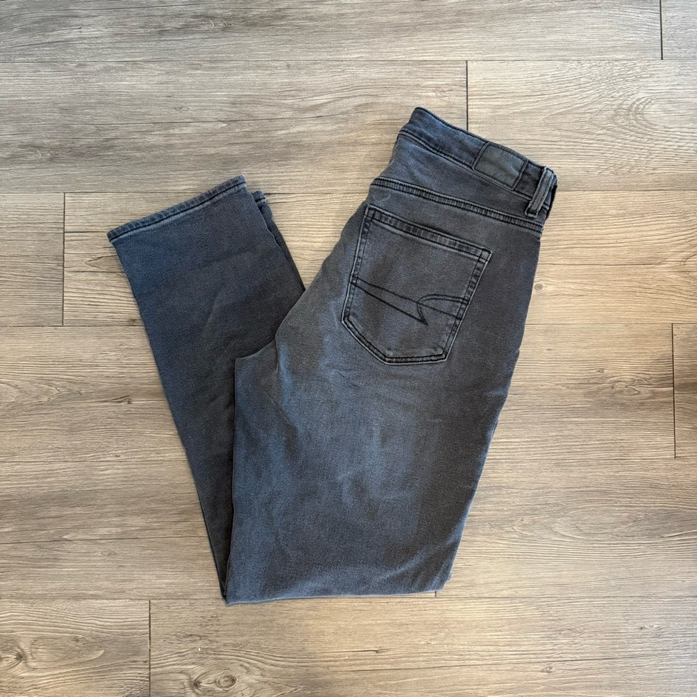 American Eagle Mom Jeans